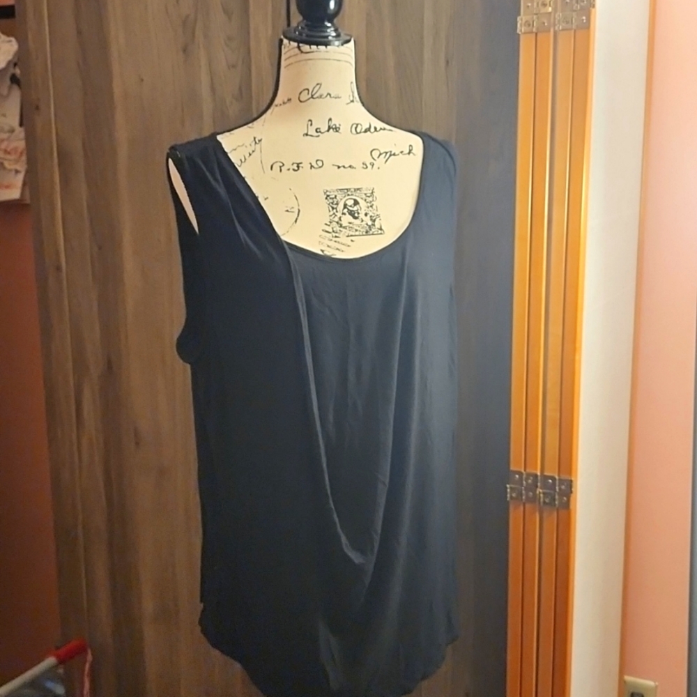 Old Navy Sleeveless Shirt, NWOT